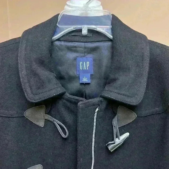 GAP Wool Coat with Zipper and Button Closure - Picture 7 of 10